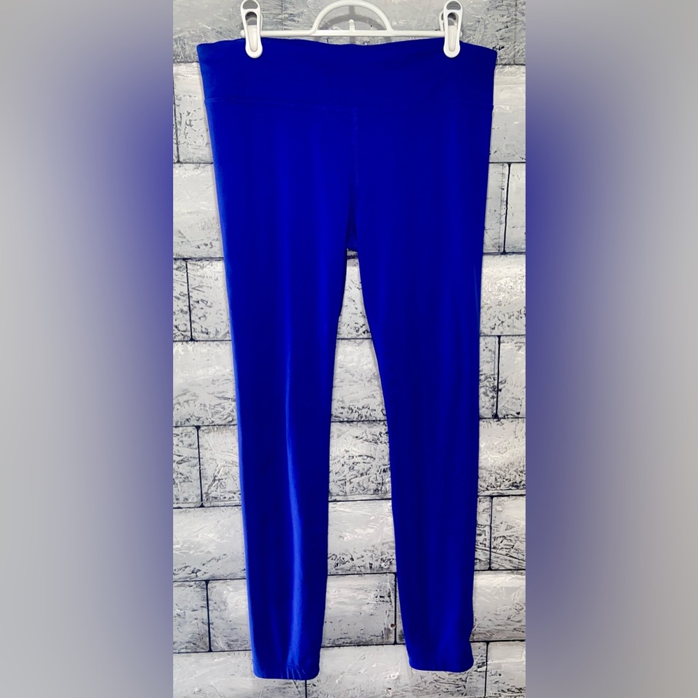 Under Armor Performance Gear Leggings Vibrant Blue Size Large 7/8 Pants